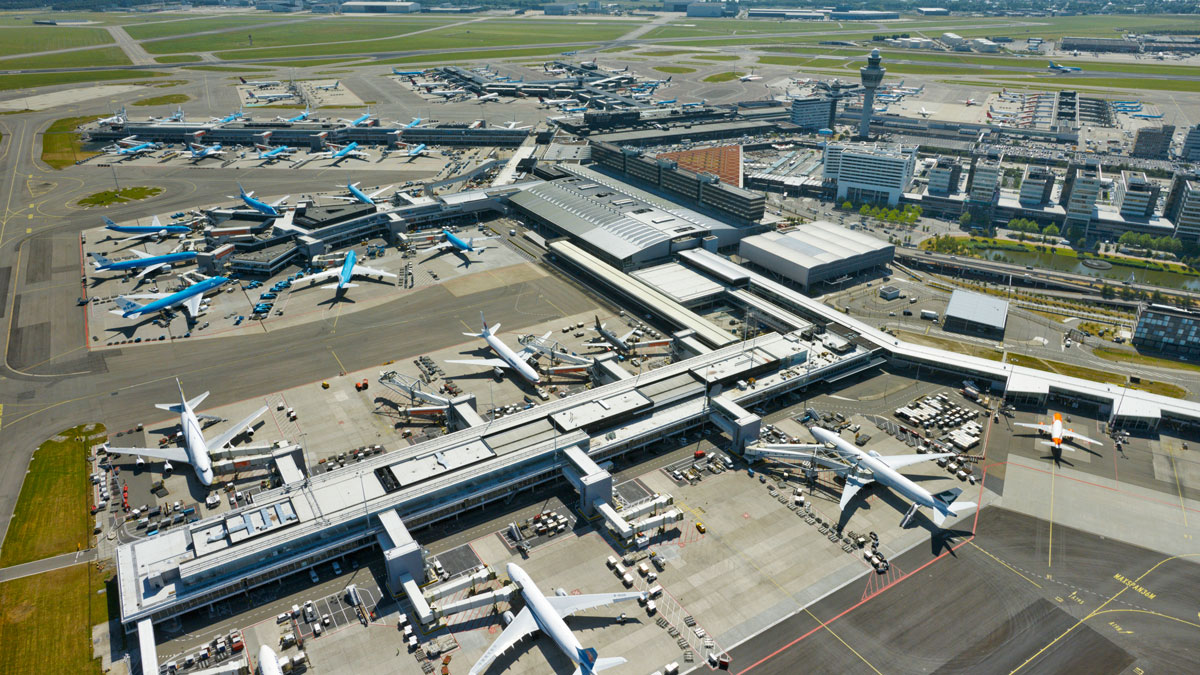 Amsterdam Schiphol Airport 4Star Rating Skytrax