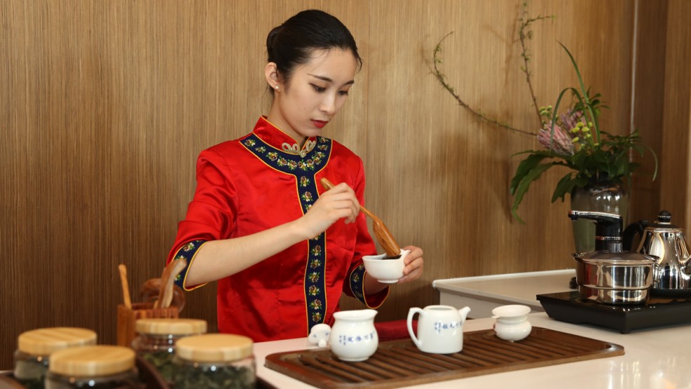 hainan airlines lounge tea ceremony
