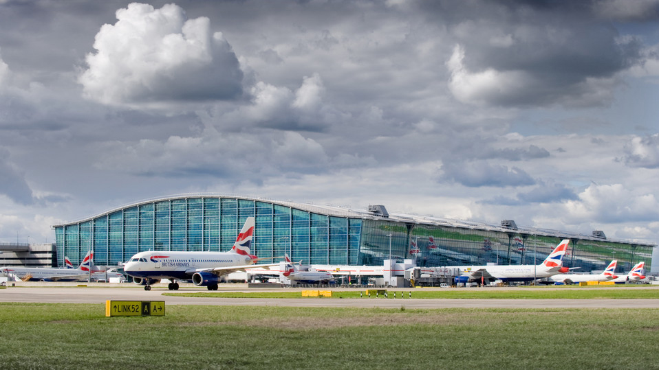 heathrow airport runway