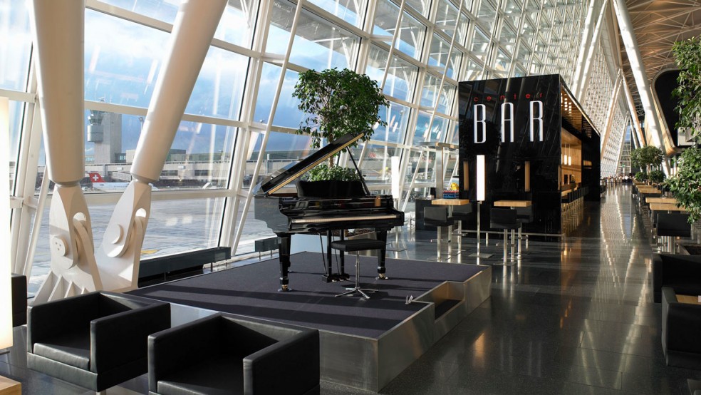 piano at zurich airport