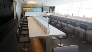 seating ana lounge haneda airport