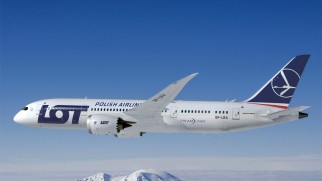 lot polish airlines dreamliner