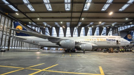 lufthansa skytrax 5 star livery