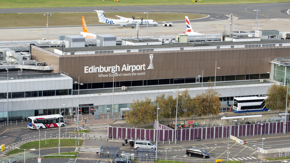 Edinburgh Airport is a 3Star Airport Skytrax