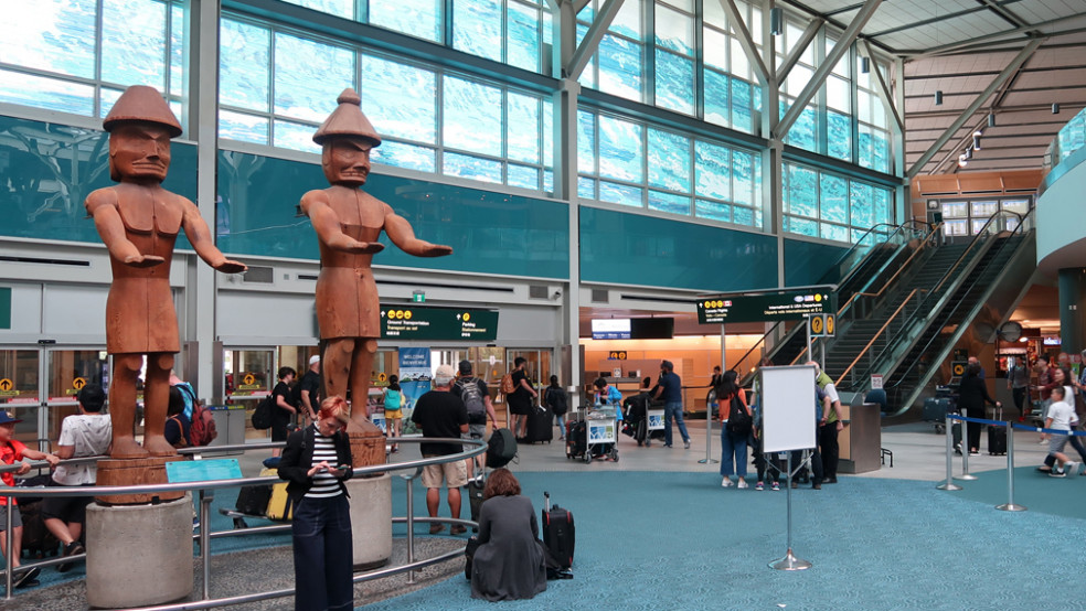 are dogs allowed in yvr arrivals