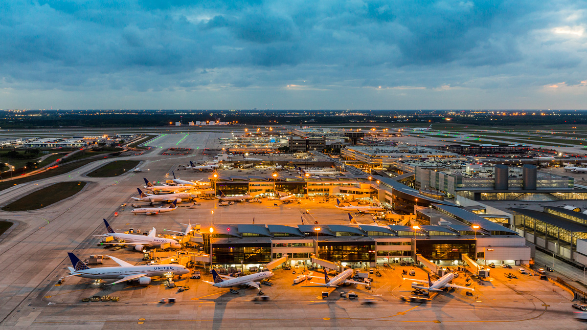 Houston George Bush Intercontinental Airport Is A 4-Star Airport | Skytrax