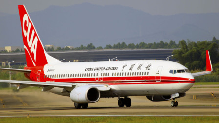 china united airlines aircraft