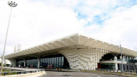 tengchong tuofeng airport