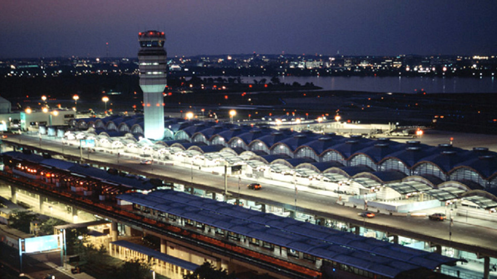 Washington Reagan National Airport is a 3-Star Regional Airport