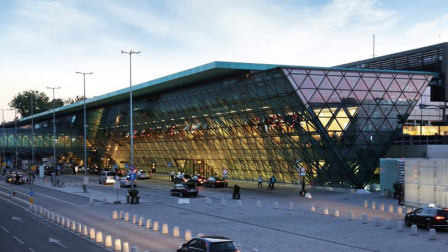 krakow airport