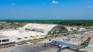 cayman owen roberts international airport