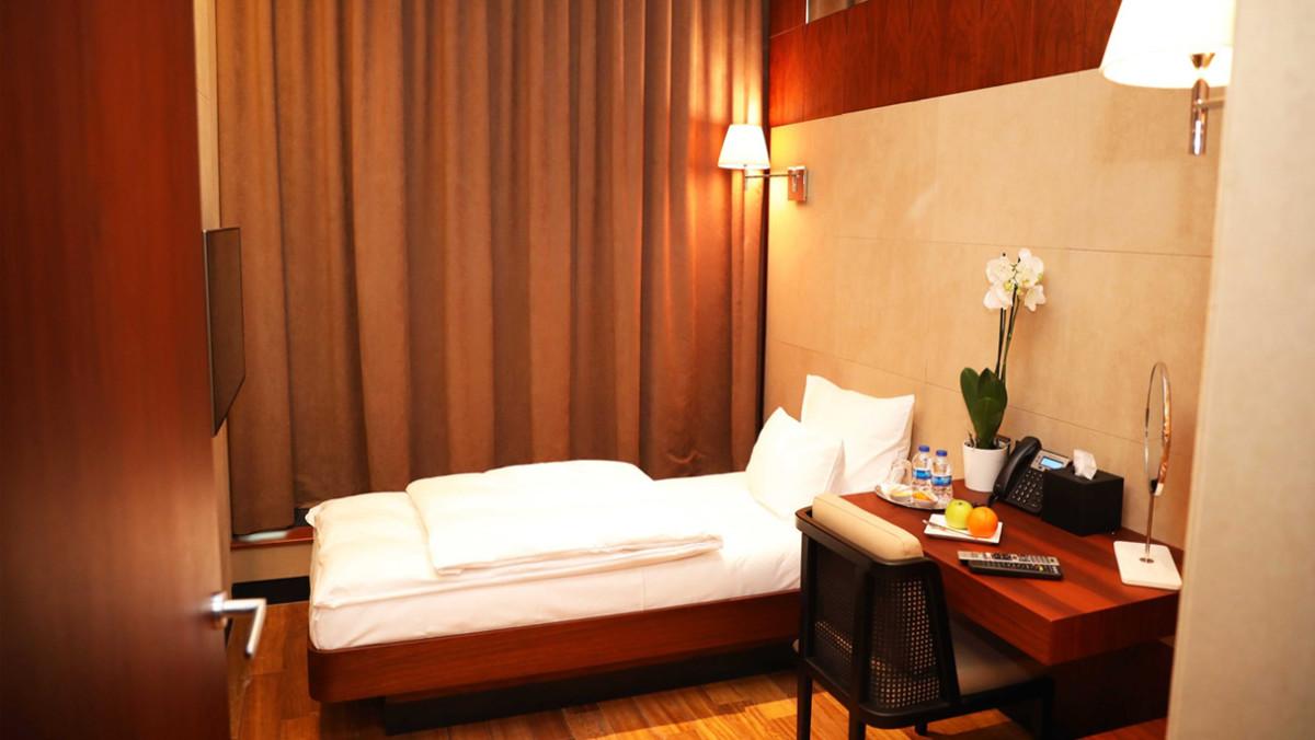 Turkish Airlines Business Class lounge at Istanbul Airport