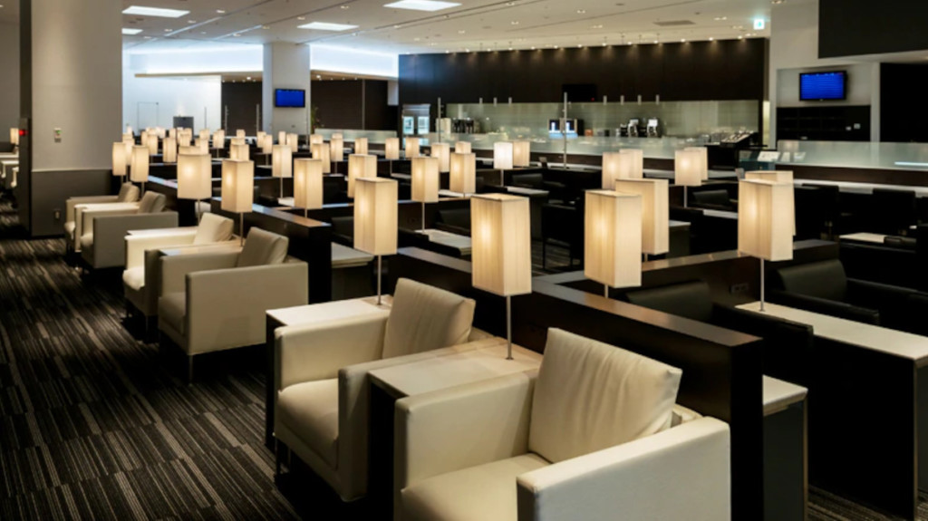 ANA Suites and Business Class Lounges at Tokyo Narita Airport