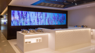 airport lounge catering