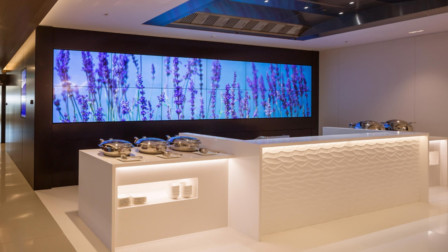 airport lounge catering