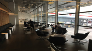 cathay pacific the bridge lounge hong kong international airport