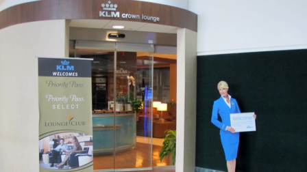 klm crown lounge houston airport