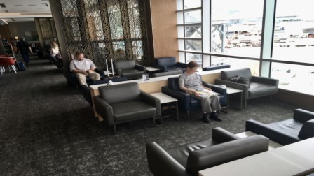 air canada maple leaf lounges vancouver international airport