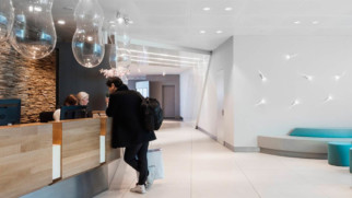 aspire lounge no. 41 entrance amsterdam schiphol airport