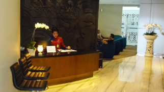garuda indonesia domestic lounge reception surabaya juanda international airport