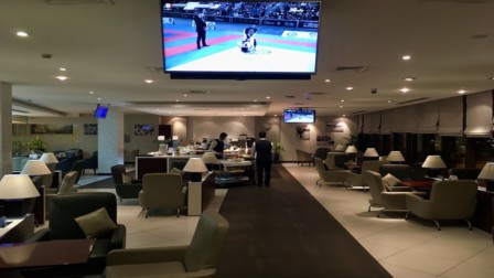 gulf air falcon gold lounge television bahrain international airport