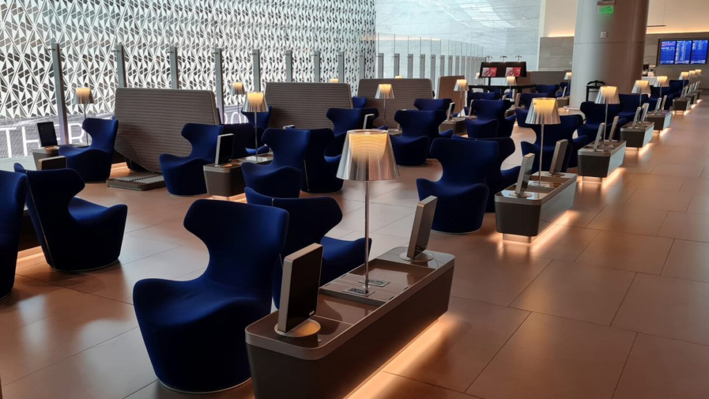 Qatar Airways 5Star Lounges at Hamad International Airport