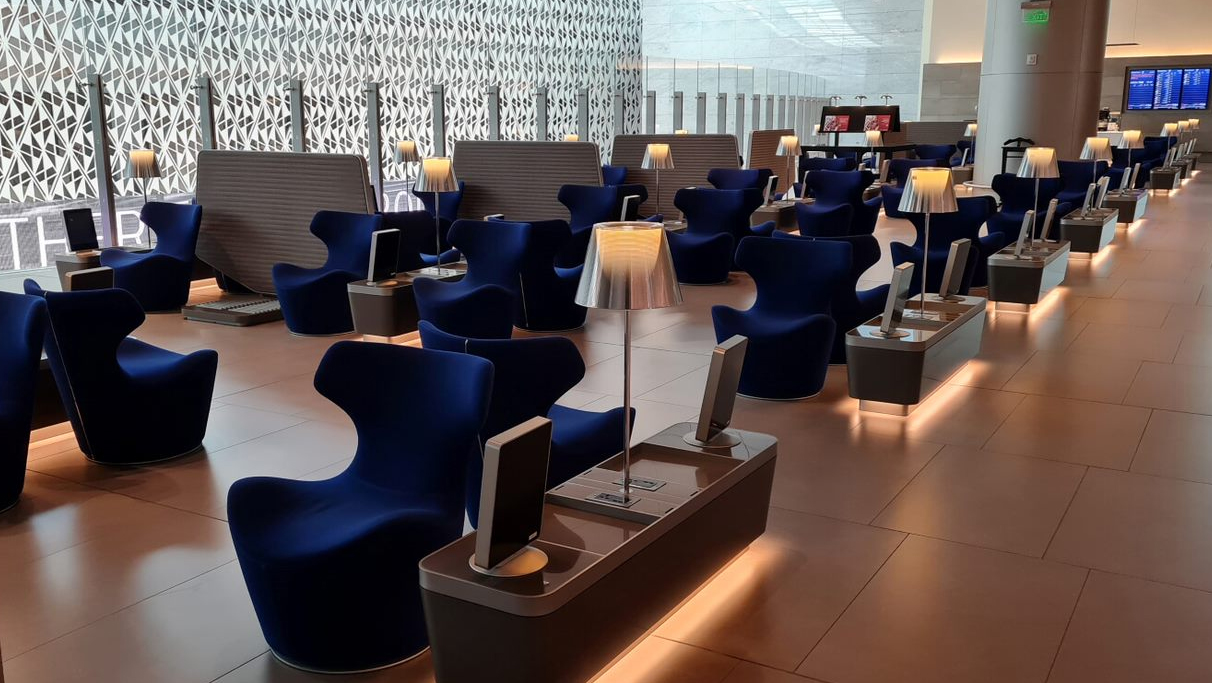 Qatar Airways 5Star Lounges at Hamad International Airport