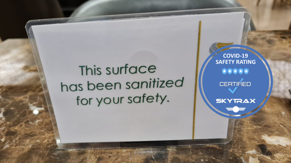 oman air first and business class lounge cleaning