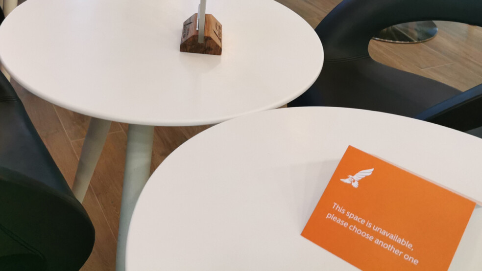 gulf air lounge social distancing guidance