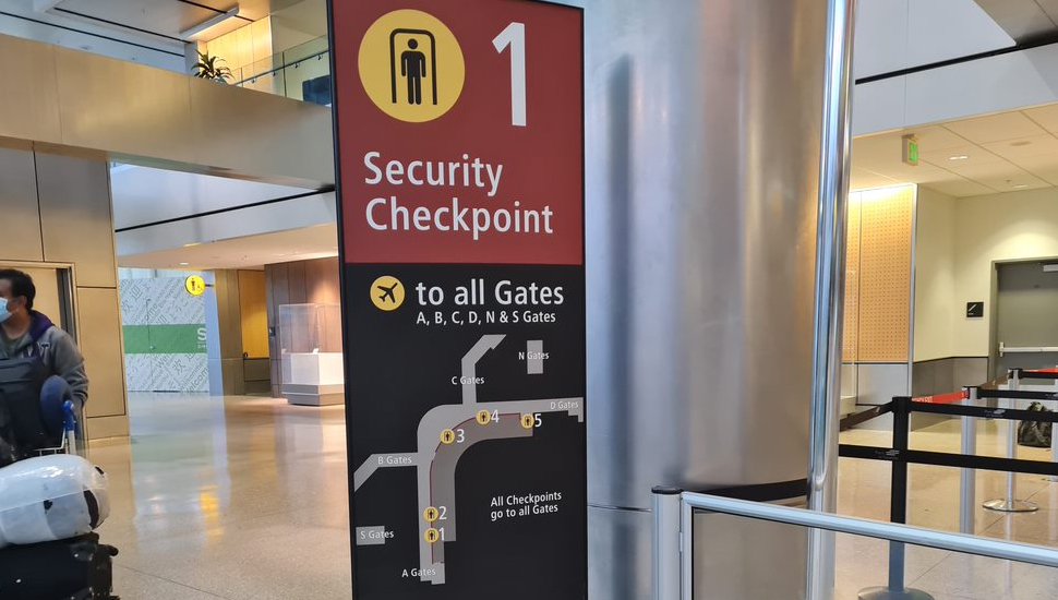 seattle-tacoma international airport security checkpoint