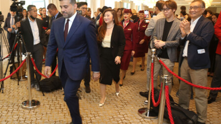 Engr. Badr Mohammed Al-Meer Qatar Airways group CEO at the world airline awards 2024