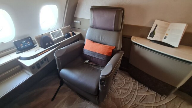 Singapore Airlines is certified as a 5-Star Airline | Skytrax