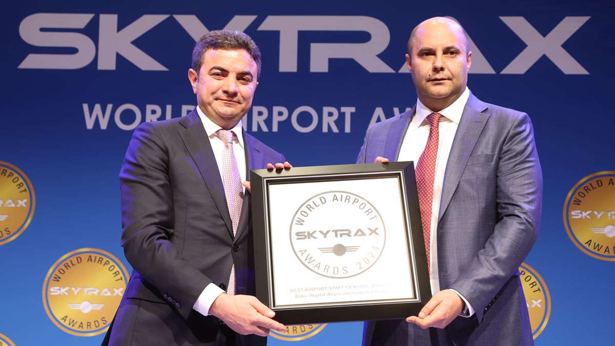 Heydar Aliyev International Airport wins award for best airport staff in Central Asia and CIS