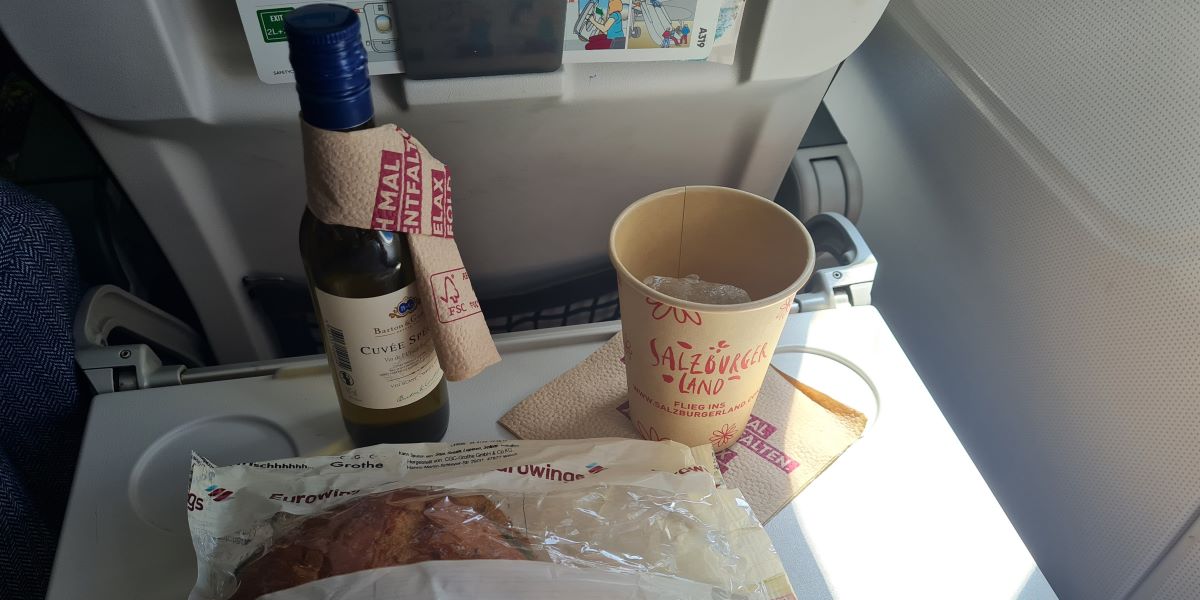 Eurowings onboard dining