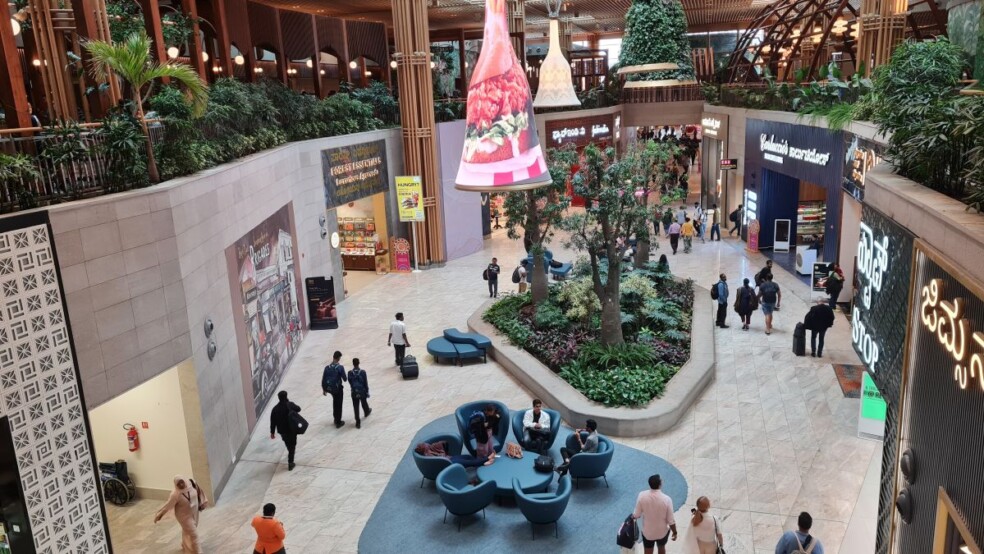 Bangalore Kempegowda terminal 2 shopping
