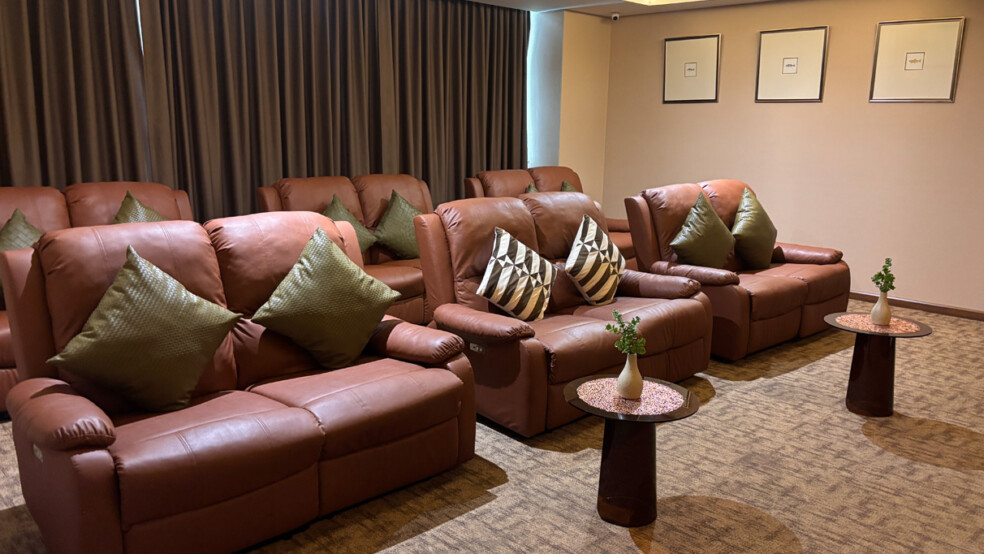 Coral Cocoon business class lounge at Bangkok Suvarnabhumi airport